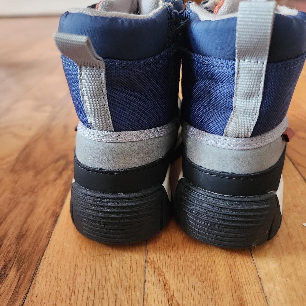 Carter's boots - Picture 6 of 8